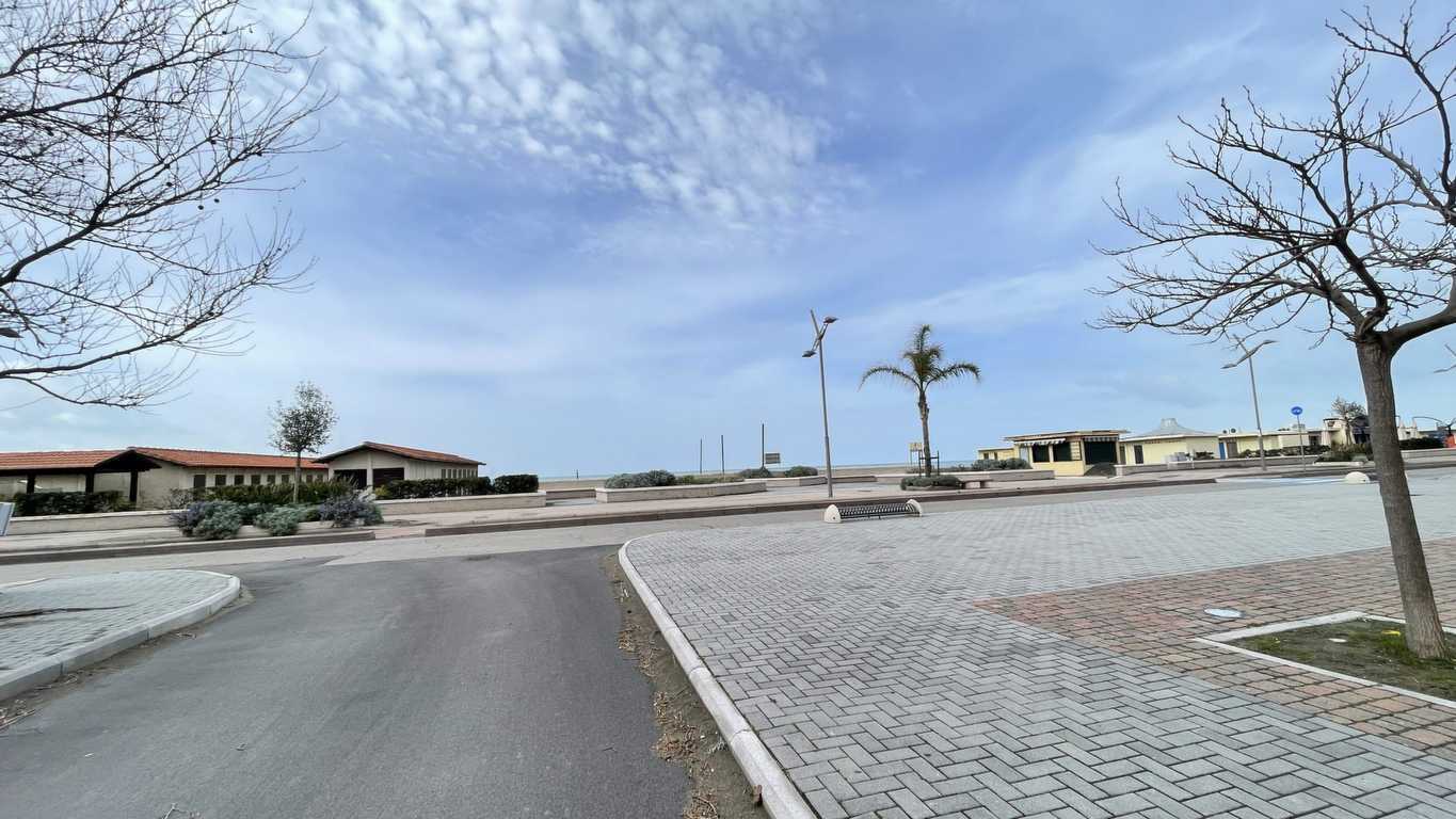 Appartamento in Viale dei Tritoni, Tarquinia Lido
